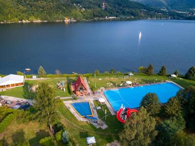 Relaks pokoje nad jeziorem