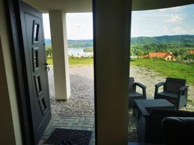 Domki Buena Vista poniżej punktu widokowego w Polańczyku