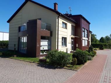 Jantar Apartamenty - Rodzinny apartament z ogrodem