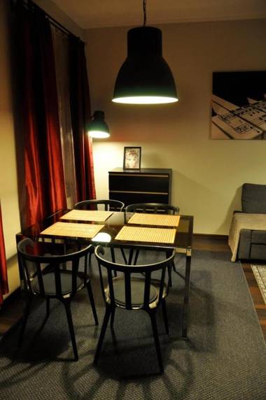 Apartament Na Chłodnej | The High Street