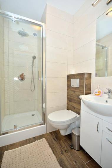 Pokoje Gościnne Pod Lipą