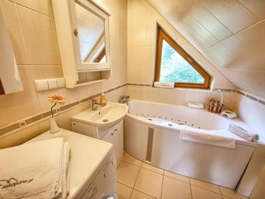 VisitZakopane - Capri Apartment