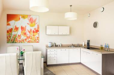 Rent like home - Szklane domy