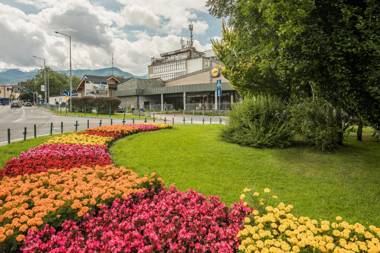 Rent like home - Zborowskiego 1