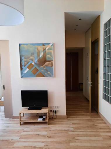 Good Night in Wroclaw - Aries