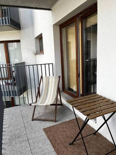 Dmowskiego 19 TectumApartments