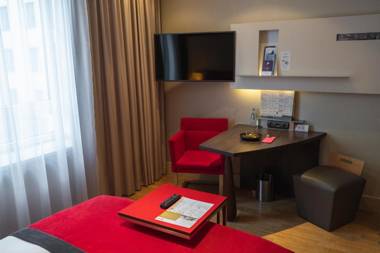 Mercure Warszawa Grand