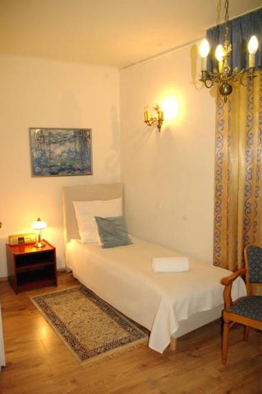 Pokoje Gościnne Dom Literatury