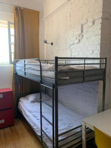 New World St. Hostel