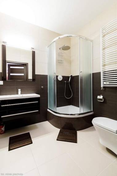 P&O Serviced Apartments FABRYCZNA