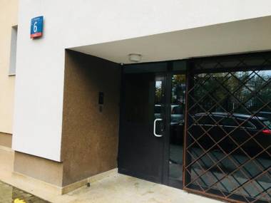 Lovely Sunny Flat in City Center