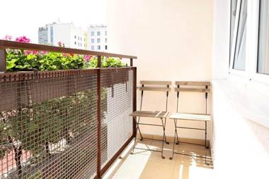 Lovely Sunny Flat in City Center