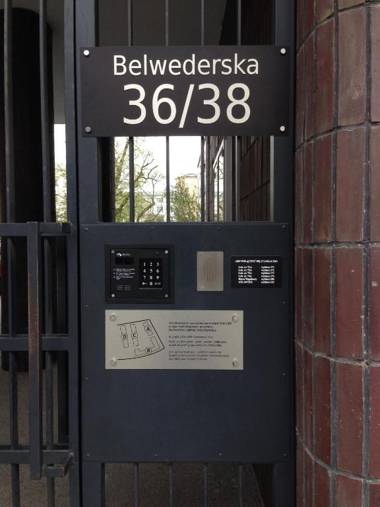 Lovely Funky Flat near Royal Park