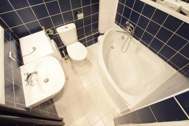 Elegant Apartment Royal Castle