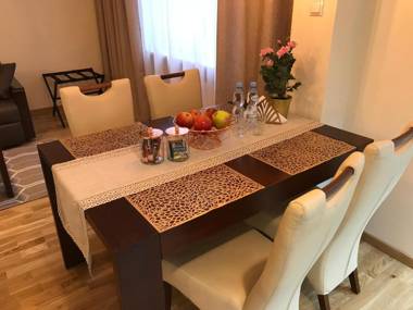 Niepodleglosci Serviced Apartments