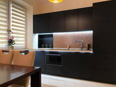 Niepodleglosci Serviced Apartments