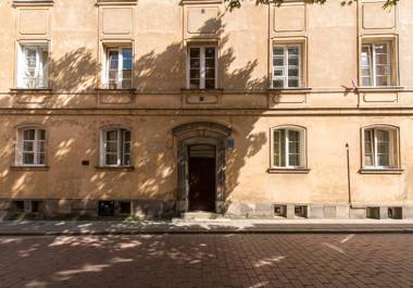 MIODOWA Street P&O Serviced Apartments