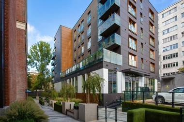 Apartments Warsaw Pawia by Renters