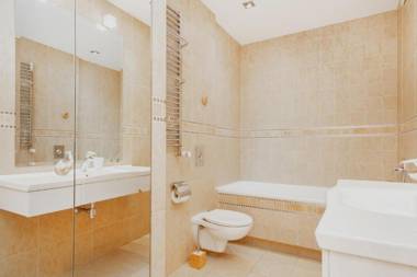 Apartments Warsaw Wilanowska by Renters