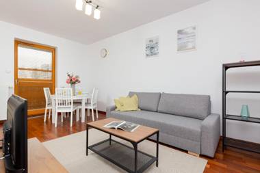 Apartments Warsaw Polkowska by Renters