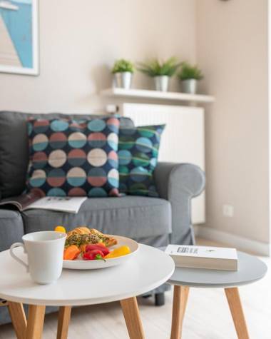 Airport Okecie Cybernetyki Apartments