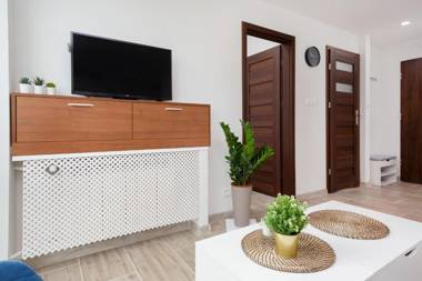 Apartments Warsaw Grzybowska by Renters