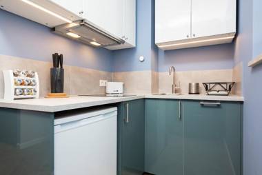 Apartments Warsaw Nowowiejska by Renters