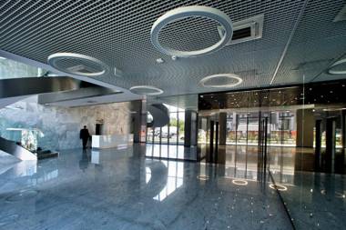 Prymasa Tysiaclecia - P&O Serviced Apartments