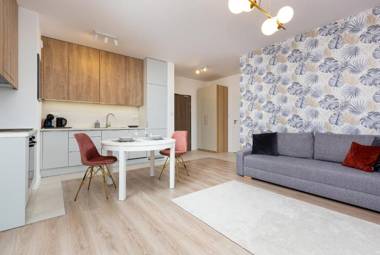Metro Płocka Exquisite Apartment by Renters