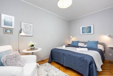 Apartment Warsaw Kredytowa by Renters