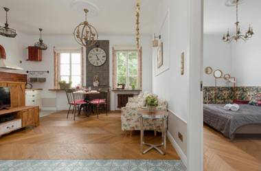 Apartment on the Warsaw Square by Renters
