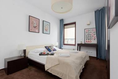 Residence on Wspólna Str. Apartment Warsaw by Renters