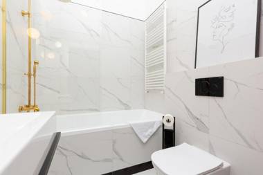 Luxury Apartment Praga Kępna by Renters Prestige