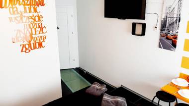 Walk distance to mokotow business park