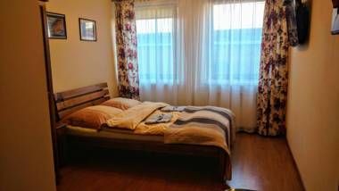 Pokoje Sylwia z aneksami kuchennymi