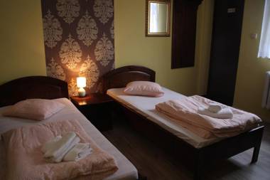 Zajazd Pod Kominkiem - Brzoza koło Torunia