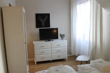 Willa 4 Pory Roku & Uznam