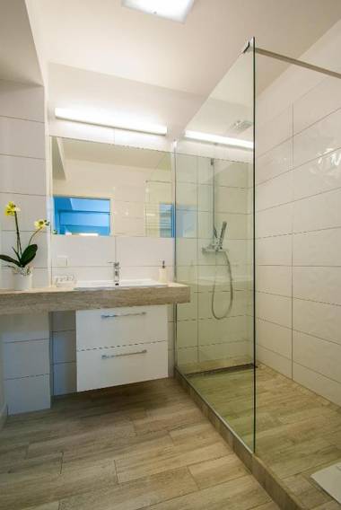 Apartamenty Bryza - Debina