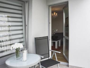 VacationClub - Bohaterów Września Apartment 17