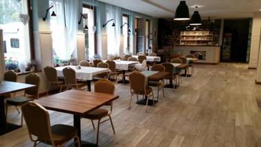 OW Krakus I - pokoje i domki