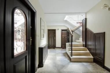 Imperial Apartments - Nautica