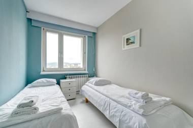 Dom & House - Level Eleven Apartment with Sea View