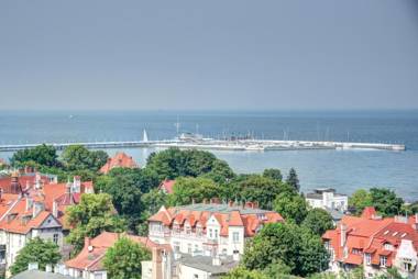 Dom & House - Level Eleven Apartment with Sea View