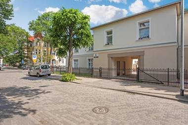 Lion Apartments - Costa Brava Studio