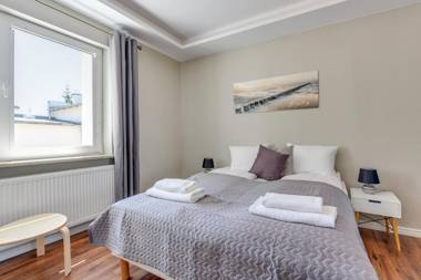 Lion Apartments - Costa Brava Studio