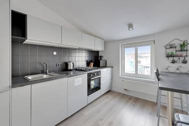 Grand Apartments - City Centre Apartment