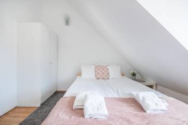 Riviera Residence Apartments