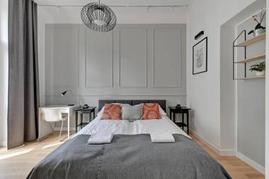 Grand Apartments - Two bedroom 6 person city center apartment