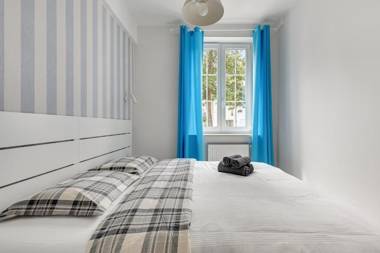 Blue Mandarin Apartments II