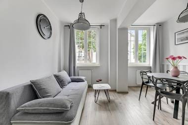 Blue Mandarin Apartments II